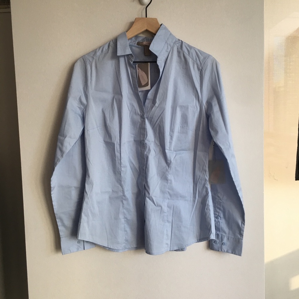 NWT Forever 21 Blue Button Up Long Sleeved Shirt
